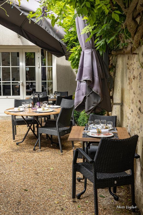 Logis Auberge Le Colombien - Hotel Et Restaurant Villandry Bagian luar foto
